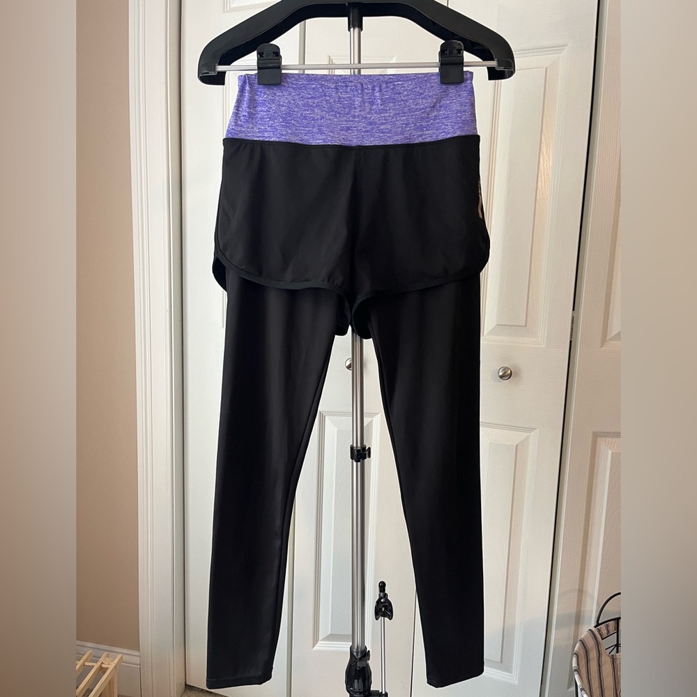 Women's Black and Purple Leggings